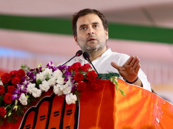 पीएम आधा कर्जा हिंदुस्तान के किसानों का कर के दिखा दें