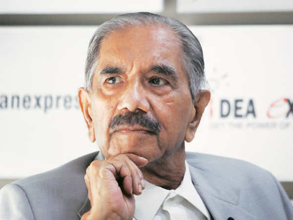 कांग्रेस के वरिष्ठ नेता और इंदिरा गांधी की हत्या के प्रत्यक्षदर्शी रहे आरके धवन का निधन कांग्रेस के वरिष्ठ नेता और इंदिरा गांधी की हत्या के प्रत्यक्षदर्शी रहे आरके धवन का निधन