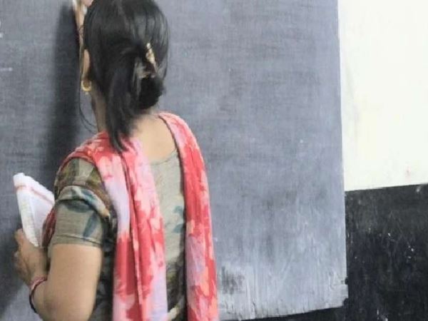 inter state transfers of teachers from eight backward backward districts of UP will not be done inter state transfers of teachers from eight backward backward districts of UP will not be done