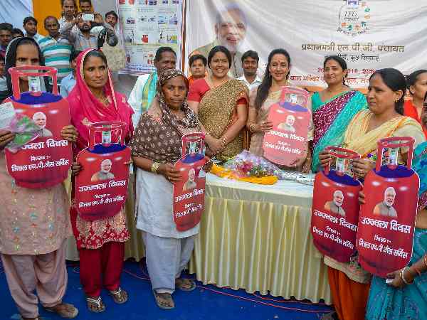 दोबारा सिलेंडर भरवाने नहीं आते लोग