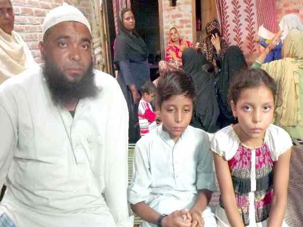 Women and children mortgage on Gun Point