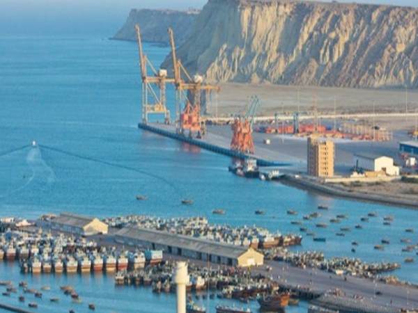 सीपेक पर इमरान का अलग विचार