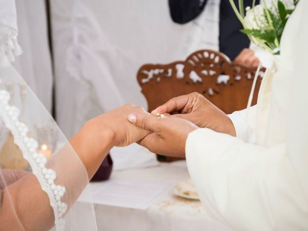 फायरस्टेशन में कपल ने की शादी फायरस्टेशन में कपल ने की शादी