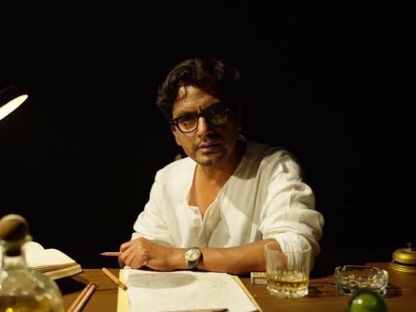 इंटरनेट पर लोगों ने उठाए सवाल इंटरनेट पर लोगों ने उठाए सवाल