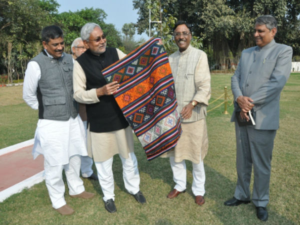 जदयू प्रदेश अध्‍यक्ष बोले- बौद्धिक विस्‍फोट कर रहे हैं पवन वर्मा