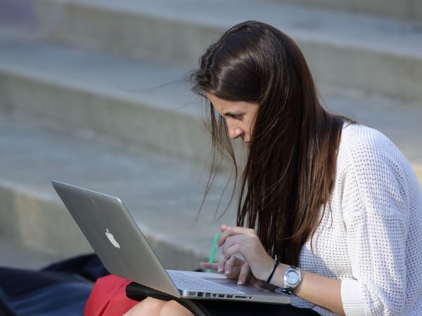 यूपी: देखते हैं सरकारी नौकरी पाने का ख्वाब, इस विभाग में निकली वेकेंसी, इस प्रकार करें आवेदन