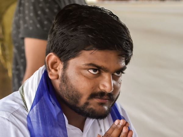 25 अगस्त से बैठें हैं अनशन पर