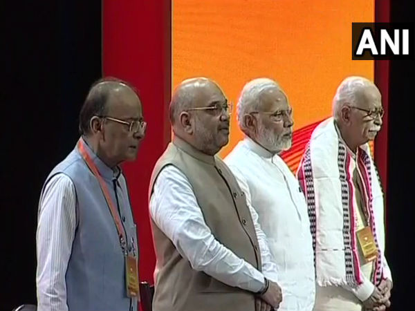 अमित शाह ने कहा कि हम इस तरह से NRC को लागू करेंगे अमित शाह ने कहा कि हम इस तरह से NRC को लागू करेंगे