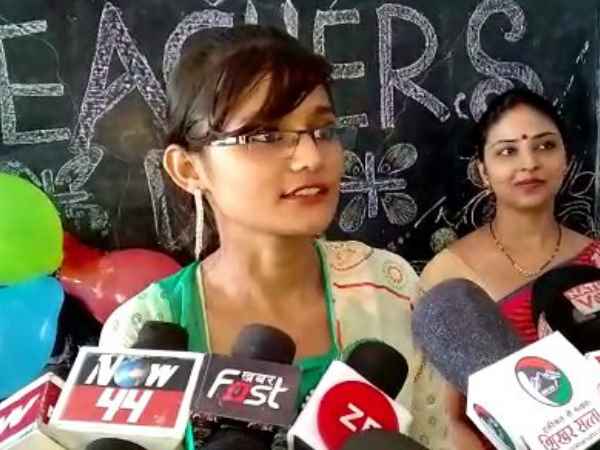 Amethi girl becomes school principal one day Amethi girl becomes school principal one day