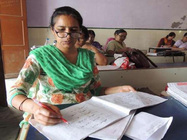 teacher will not be able to check copy without having aadhar card teacher will not be able to check copy without having aadhar card