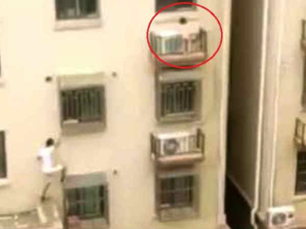 बच्‍ची को सोता छोड़कर बाहर गए थे घरवाले