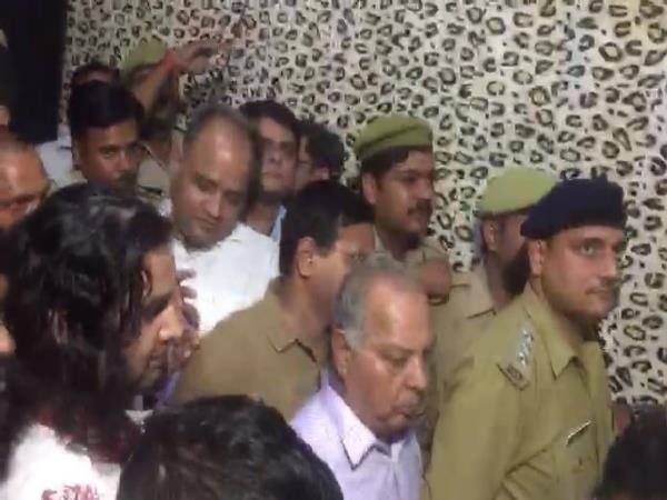  SC-ST एक्ट के खिलाफ मुहिम चला रहे हैं देवकीनंनदन ठाकुर