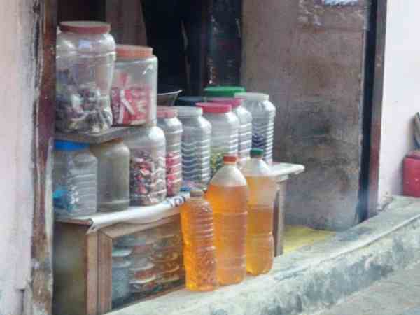 Adulterated petrol and diesel sold out by dhabas in Saharanpur