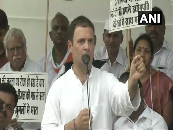 बढ़ते दामों के खिलाफ कांग्रेस का भारत बंद