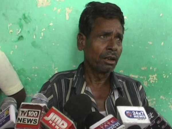 kanpur villagers attended the funeral of dog followed by Hindu customs