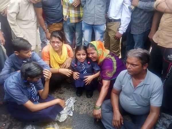 family took extreme step as they evicted from home by brother family took extreme step as they evicted from home by brother