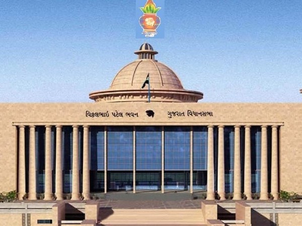  ग्रेजुएट एमएलए से ज्यादा कमाते है अनपढ़ विधायक