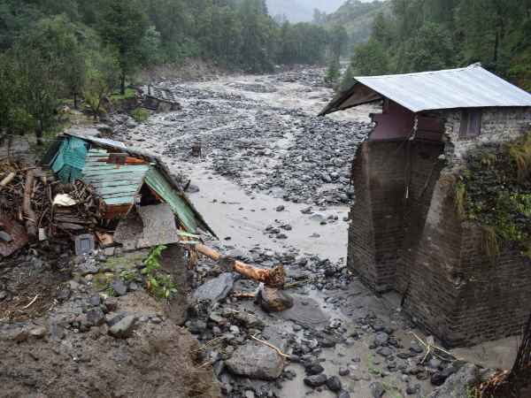 भारी बारिश से प्रदेश को 1231 करोड़ से अधिक की हुई क्षति भारी बारिश से प्रदेश को 1231 करोड़ से अधिक की हुई क्षति
