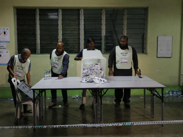 विरोध प्रदशर्न की वजह से टली यात्रा 