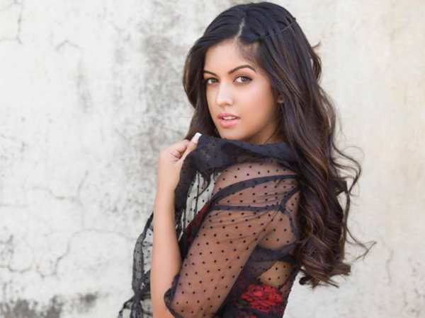 मिसाल हैं तनुश्री: इशिता