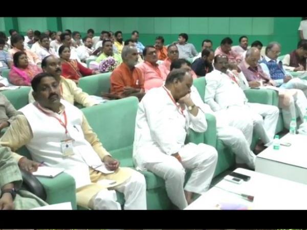 during the meeting of BJP MLA chatrapal gangwar seeing sleeping