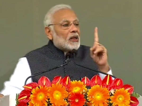 पीएम मोदी ने सिक्किम के पहले एयरपोर्ट का किया उद्घाटन