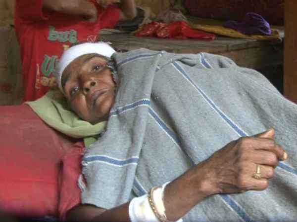 250 मीटर लंब रास्ते पर कंक्रीट की सड़क बनवाई