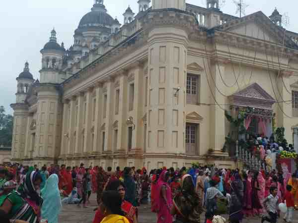 चर्च की तर्ज पर पन्ना में बना अनोखा मंदिर, अच्छी खेती के लिए लोग यहां करते हैं पूजा 