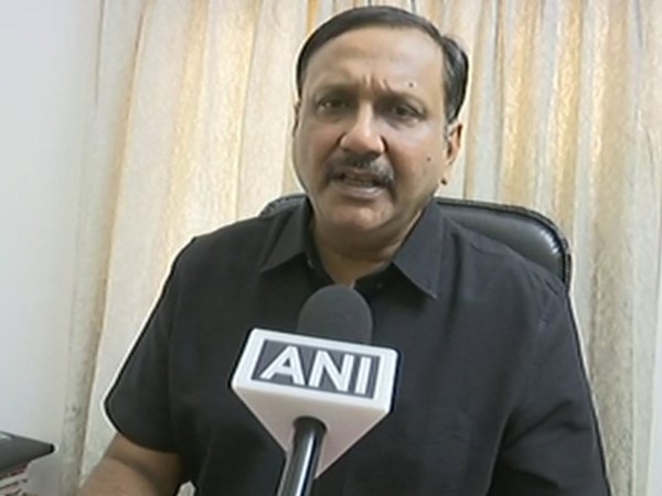 ADG बोले- कॉन्स्टेबल गाड़ी के टायर पर भी गोली चला सकते थे