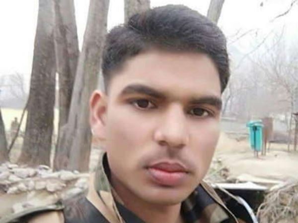 सीएम खुद अंतिम संस्कार में शामिल हुए थे।