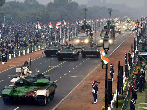 मिलिट्री परेड के शौकीन ट्रंप 