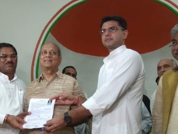 11 नदियों के पानी से भाजपा राज का अंत 11 नदियों के पानी से भाजपा राज का अंत