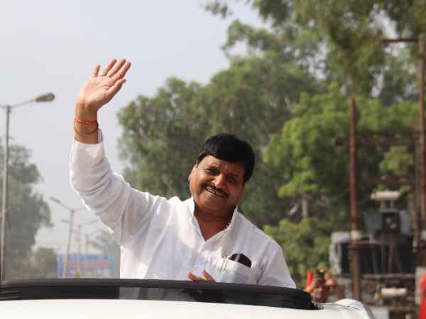 समाजवादी सेक्युलर मोर्चा का किया था गठन