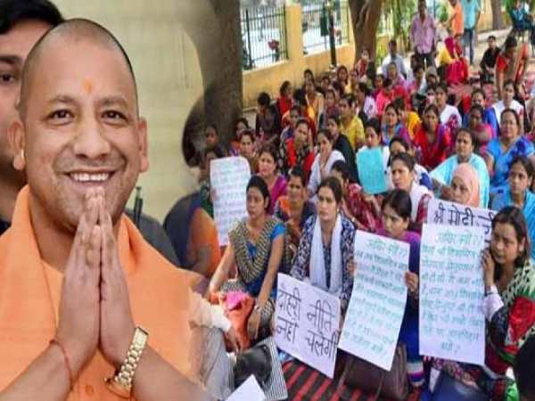 बढ़ रही शिक्षामित्रों की मुश्किल 