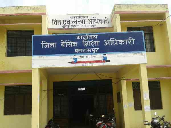 fake teacher were doing their job and receiving salaries exposed fake teacher were doing their job and receiving salaries exposed