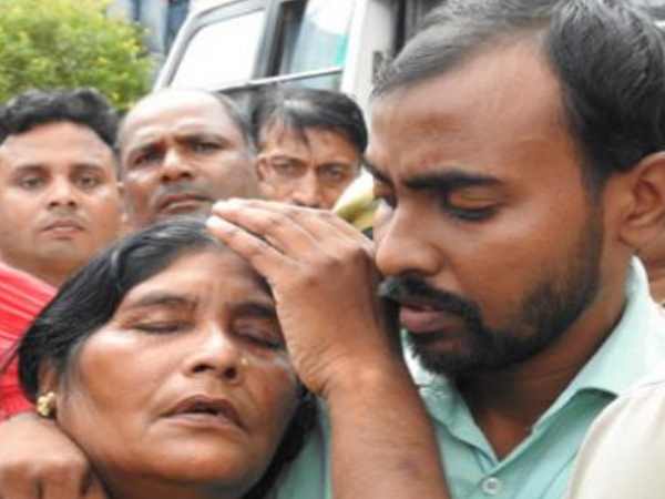 9 अप्रैल को हुई थी शादी