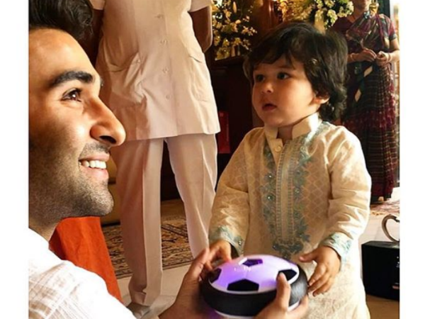 तैमूर अली खान ने किया बप्पा के दर्शन