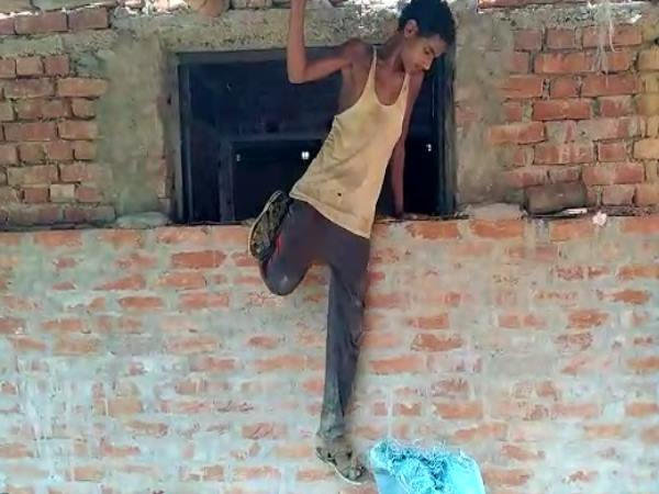 Neighbors made the wall in front of the disableds house Neighbors made the wall in front of the disableds house