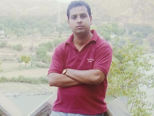 सिपाही की पिस्टल से चली थी गोली