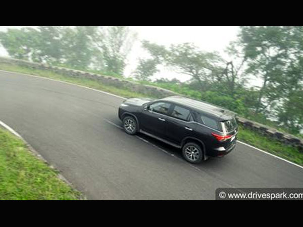 Toyota Fortuner - India’s Favourite Premium SUV Toyota Fortuner - India’s Favourite Premium SUV