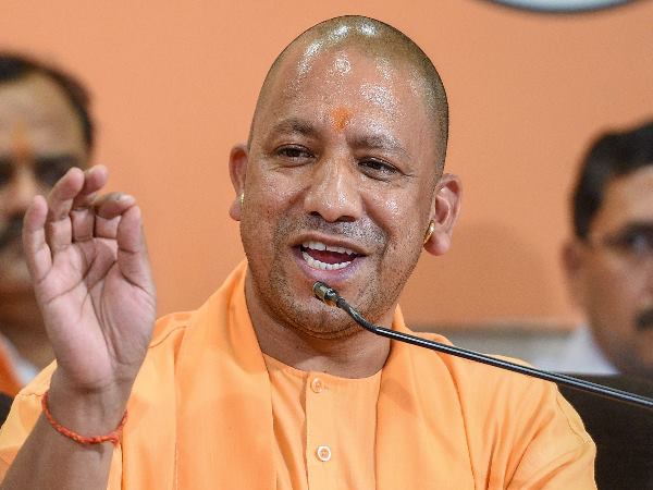 वाराणसी में 5 स्टार क्रूज का किया उद्घाटन