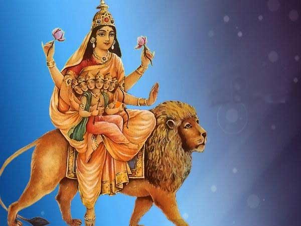 मां की सवारी दिन के हिसाब से तय होती है