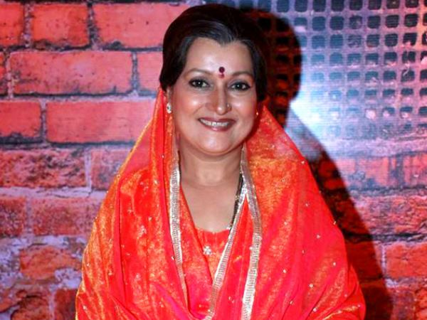 विंता नंदा और संध्या मृदुल ने लगाया है आरोप विंता नंदा और संध्या मृदुल ने लगाया है आरोप