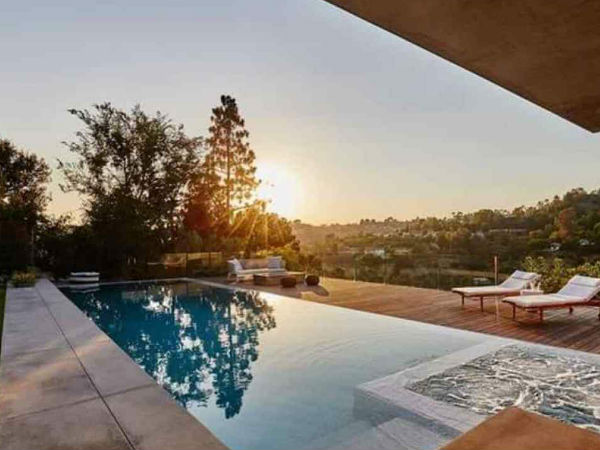  प्रियंका-निक का सपनों को महल