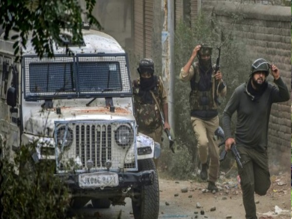 पाकिस्तान की ISI ने जेहाहियों को दी स्नाइपर ट्रेनिंग