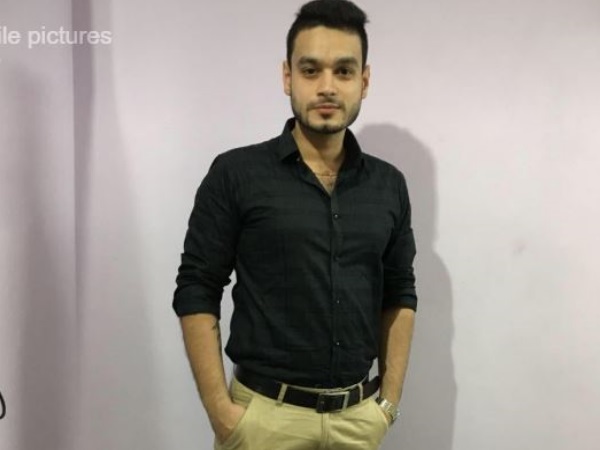 कई जगहों अच्छी जगहों पर काम कर चुका जासूस निशांत