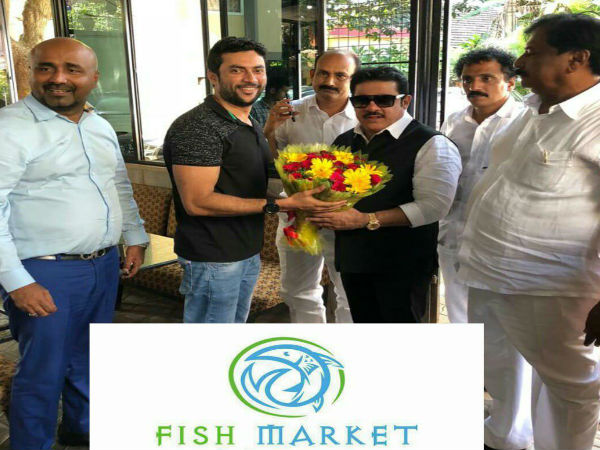 कुक को दिया मक्का भेजने का ऑफर कुक को दिया मक्का भेजने का ऑफर