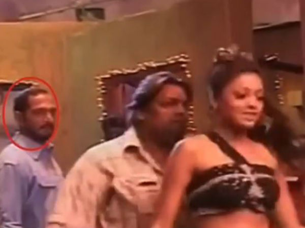  शूटिंग के सेट से नाराज होकर चली गई तनुश्री 