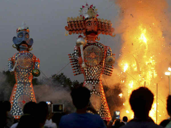 विजयादशमी के दिन हनुमानजी की आराधना का बड़ा महत्व है
