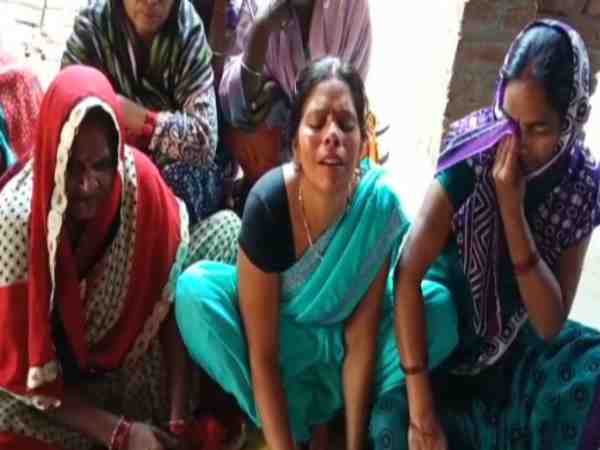 14 year old girl student died while standing in sunlight for five hours